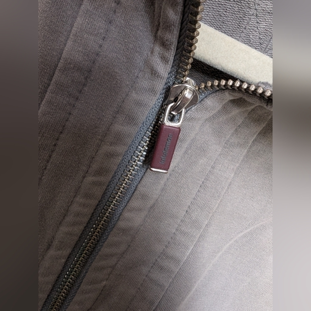 Lululemon Men's Fall Jacket Large - Picture 4 of 5